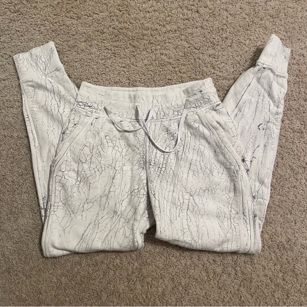 lululemon scuba joggers